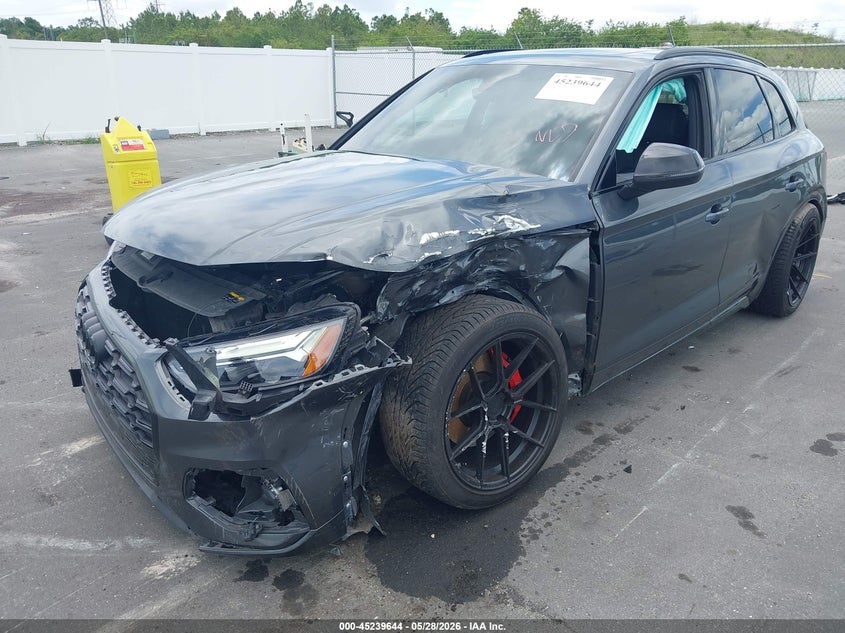 2022 Audi Sq5 VIN WA1B4AFY0N2039404 IAAI salvage auction — FRONT END, Salvage Title, sold $12,500 on 2026-07-06 (photo 6)