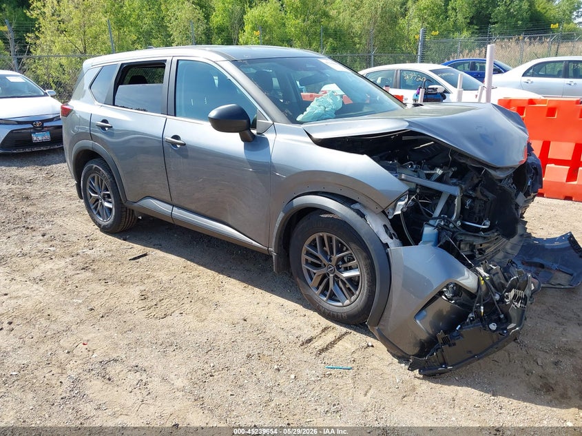 2023 Nissan Rogue VIN 5N1BT3AB8PC806318 IAAI salvage auction — FRONT END, Salvage (Illinois), sold $3,150 on 2026-09-02 (photo 1)