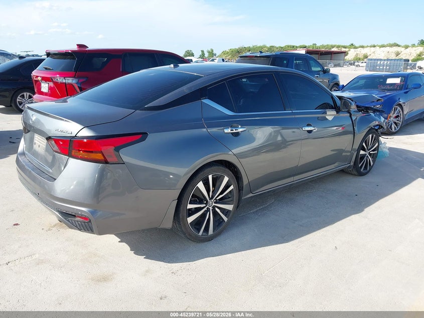 2019 Nissan Altima VIN 1N4BL4FV7KC102641 IAAI salvage auction — FRONT END, Salvage Title, sold $25 on 2026-07-30 (photo 4)