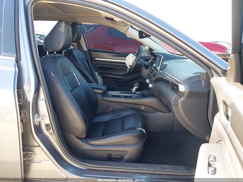 2019 Nissan Altima VIN 1N4BL4FV7KC102641 IAAI salvage auction — FRONT END, Salvage Title, sold $25 on 2026-07-30 (photo 5)