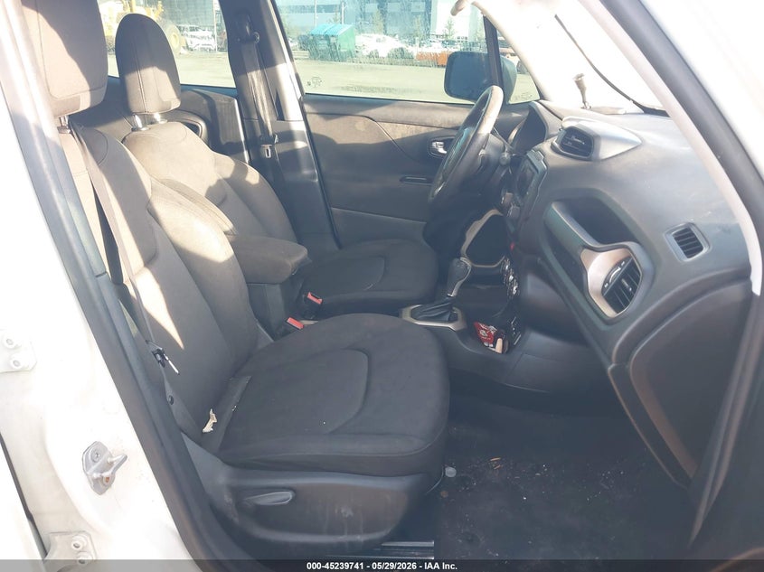 2016 Jeep Renegade VIN ZACCJAAT2GPE19609 IAAI salvage auction — FRONT END, Rebuildable (Florida), sold $775 on 2026-07-21 (photo 5)