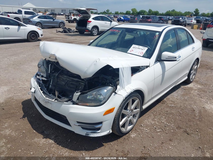 2014 Mercedes-benz VIN WDDGF4HB2EG255327 IAAI salvage auction — FRONT END, Salvage (Texas), sold $1,350 on 2026-07-29 (photo 2)