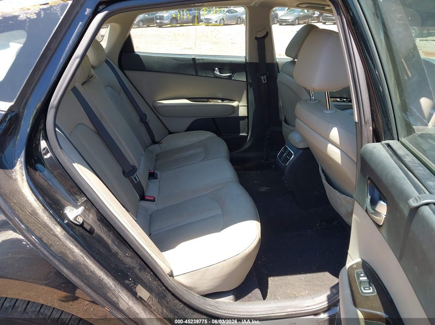 2016 Kia Optima VIN 5XXGU4L33GG122408 IAAI salvage auction — FRONT & REAR, Salvage Title, sold $1,625 on 2026-07-08 (photo 8)