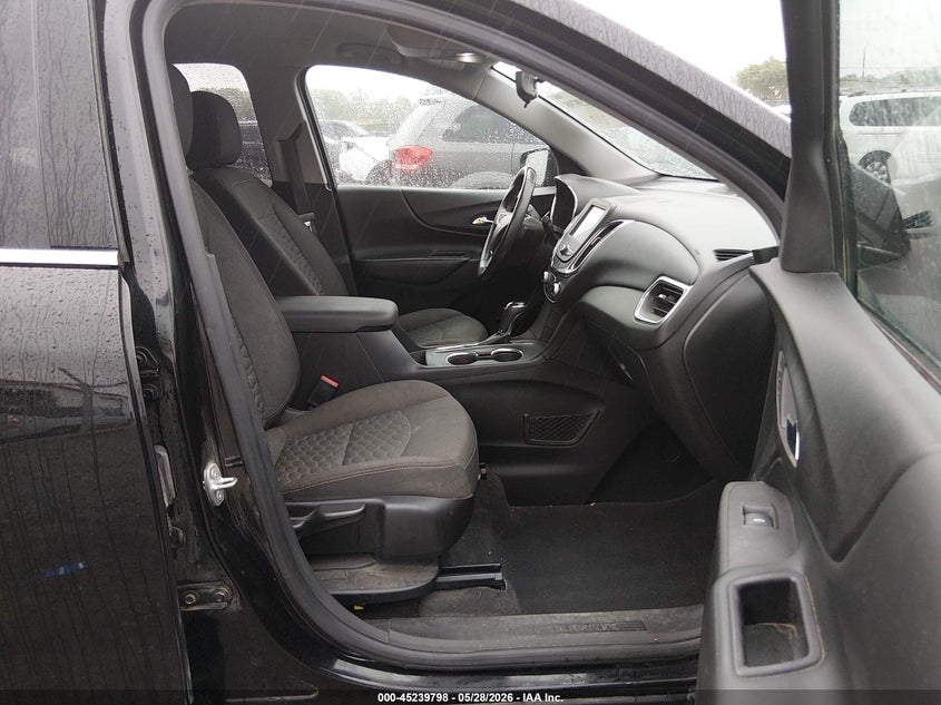 2018 Chevrolet Equinox VIN 2GNAXJEV0J6108130 IAAI salvage auction — HAIL, Salvage Title, sold $100 on 2026-07-24 (photo 5)