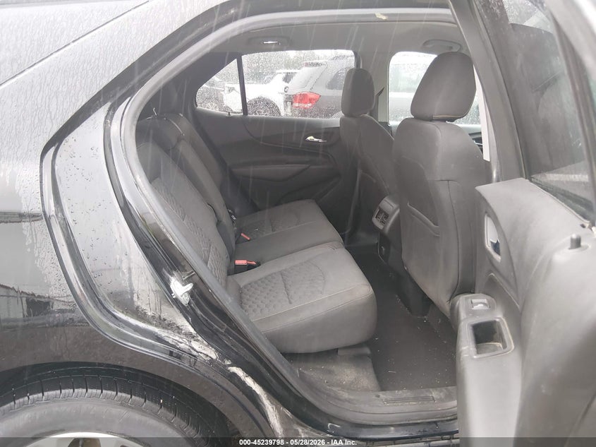 2018 Chevrolet Equinox VIN 2GNAXJEV0J6108130 IAAI salvage auction — HAIL, Salvage Title, sold $100 on 2026-07-24 (photo 8)