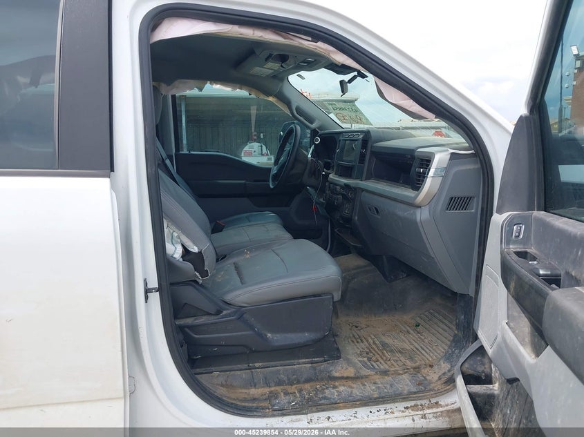 2023 Ford F250 VIN 1FT7W2BT8PEC37820 IAAI salvage auction — SIDE, Salvage Title, sold $13,100 on 2026-07-29 (photo 5)