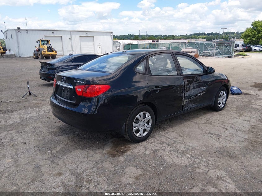 2010 Hyundai Elantra VIN KMHDU4AD0AU917413 IAAI salvage auction — SIDE, Salvage (Pennsylvania), sold $300 on 2026-07-10 (photo 4)