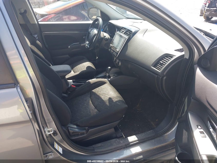 2020 Mitsubishi Outlander VIN JA4AR3AU0LU016235 IAAI salvage auction — LEFT FRONT, Salvage Title, sold $2,550 on 2026-07-31 (photo 5)