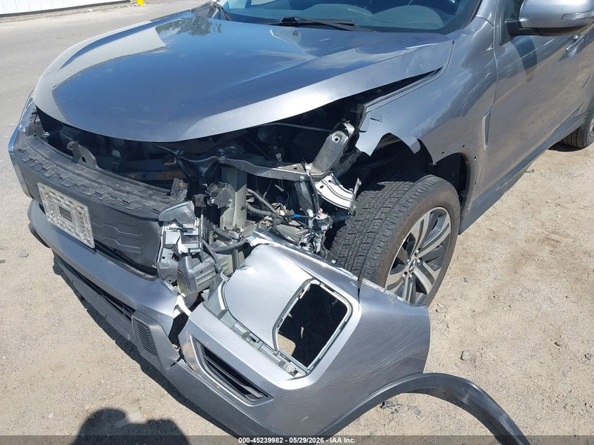 2020 Mitsubishi Outlander VIN JA4AR3AU0LU016235 IAAI salvage auction — LEFT FRONT, Salvage Title, sold $2,550 on 2026-07-31 (photo 6)