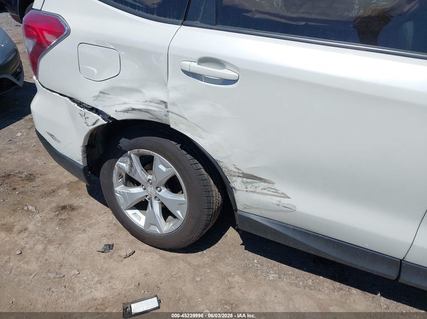 2015 Subaru Forester VIN JF2SJADC1FH836864 IAAI salvage auction — RIGHT REAR, Salvage Title, sold $625 on 2026-07-29 (photo 6)