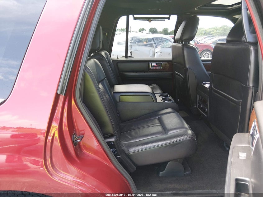 2016 Lincoln Navigator VIN 5LMJJ2JT7GEL02588 IAAI salvage auction — RIGHT SIDE, Clear (Arkansas), sold $125 on 2026-07-21 (photo 8)