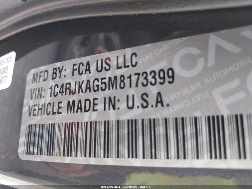 2021 Jeep Grand cherokee VIN 1C4RJKAG5M8173399 IAAI salvage auction — FRONT END, Salvage Title, sold $7,975 on 2026-08-03 (photo 9)