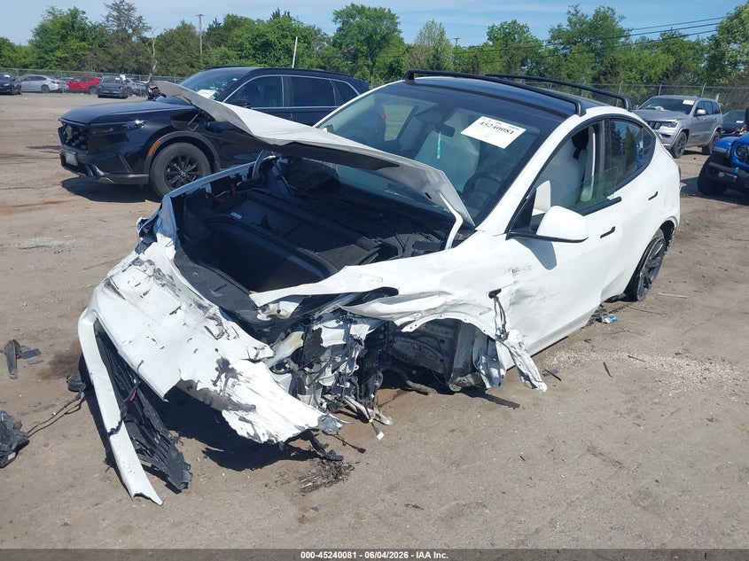 2025 Tesla Model y VIN 7SAYGDEE1SF299046 IAAI salvage auction — FRONT END, Salvage Title, sold $5,500 on 2026-07-10 (photo 2)