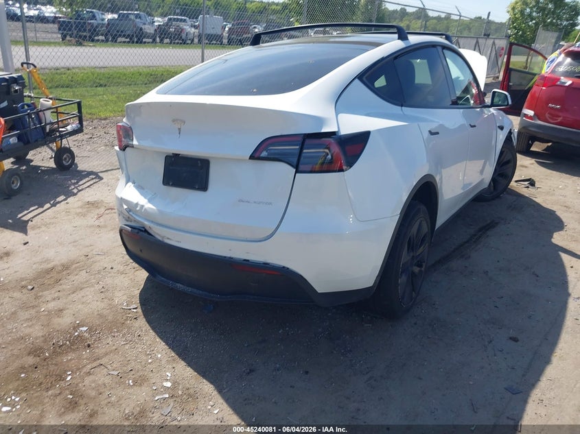 2025 Tesla Model y VIN 7SAYGDEE1SF299046 IAAI salvage auction — FRONT END, Salvage Title, sold $5,500 on 2026-07-10 (photo 4)