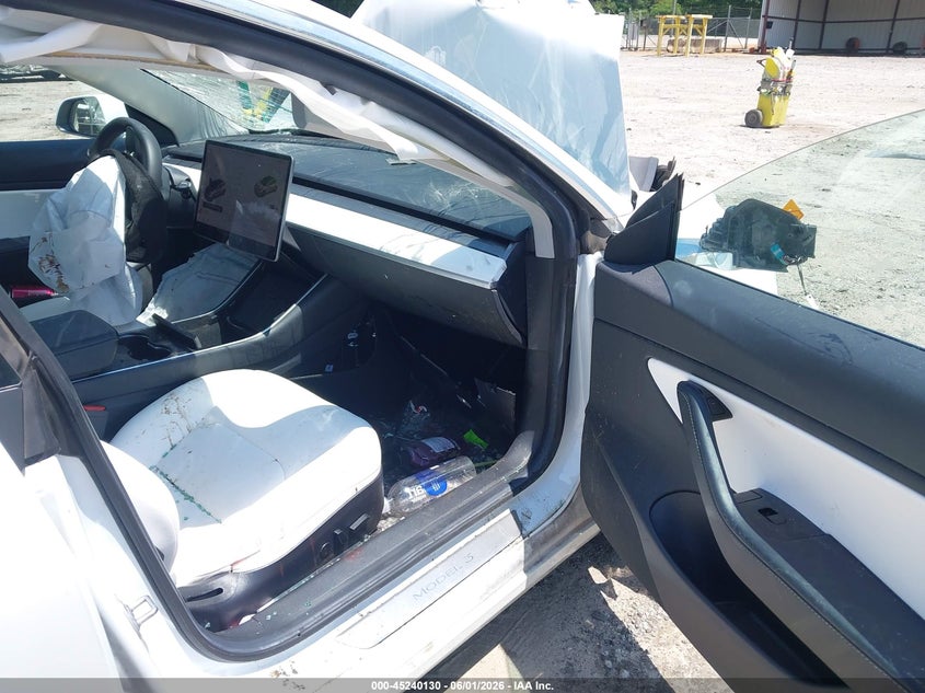 2019 Tesla Model 3 VIN 5YJ3E1EB3KF494714 IAAI salvage auction — BIO HAZARD, Salvage Title, sold $2,750 on 2026-07-24 (photo 5)