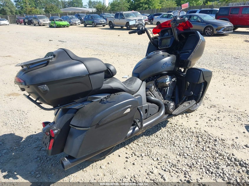 2023 Indian motorcycle co. Pursuit VIN 56KLDFRR3P3418951 IAAI salvage auction — SIDE, Salvage (Virginia), sold $11,400 on 2026-07-15 (photo 4)