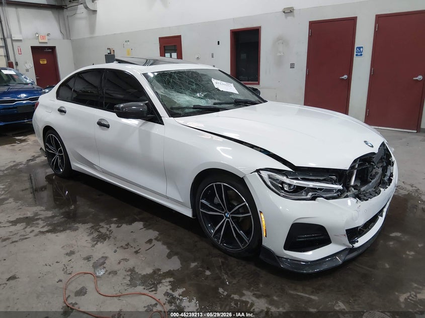 2020 BMW 3er VIN 3MW5R1J01L8B35639 — IAAI salvage auction photo