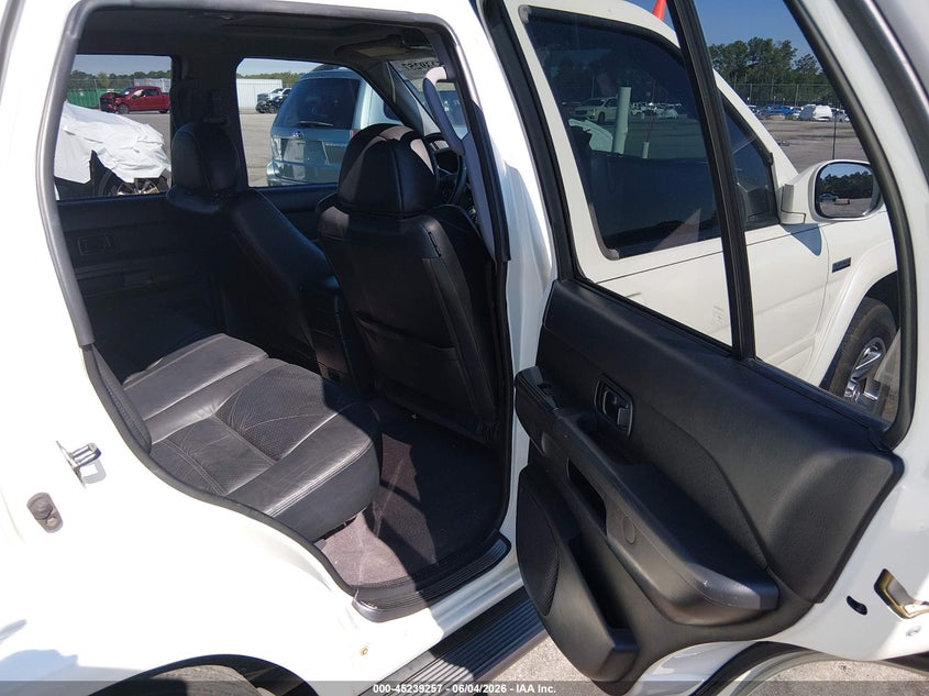 2004 Nissan Pathfinder VIN JN8DR09Y24W900468 IAAI salvage auction — FRONT END, Salvage (South Carolina), sold $850 on 2026-07-29 (photo 8)