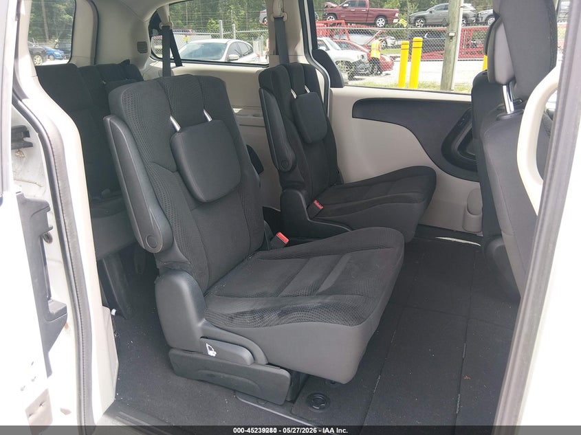 2018 Dodge Grand caravan VIN 2C4RDGBG0JR273364 IAAI salvage auction — NORMAL WEAR, Sf97 (Mississippi), sold $10,725 on 2026-08-13 (photo 8)