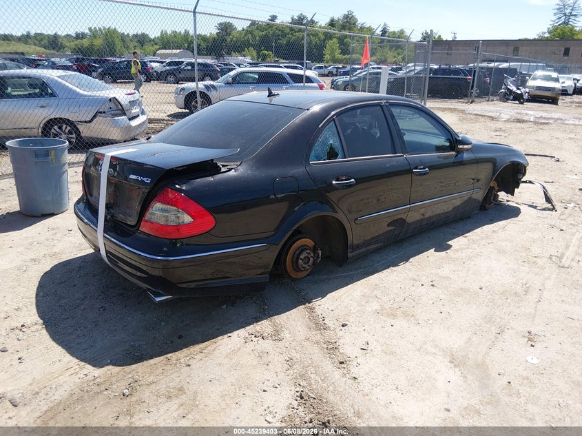 2007 Mercedes-benz E-class VIN WDBUF56X77B036475 IAAI salvage auction — ALL OVER, Clear (Massachusetts), sold $25 on 2026-07-15 (photo 4)