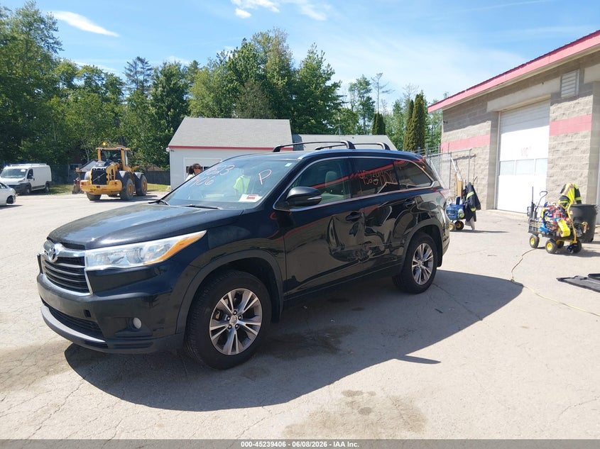 2014 Toyota Highlander VIN 5TDJKRFH2ES054565 IAAI salvage auction — LEFT SIDE, Salvage Title, sold $7,825 on 2026-07-06 (photo 2)