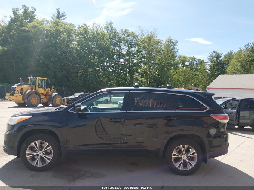 2014 Toyota Highlander VIN 5TDJKRFH2ES054565 IAAI salvage auction — LEFT SIDE, Salvage Title, sold $7,825 on 2026-07-06 (photo 6)