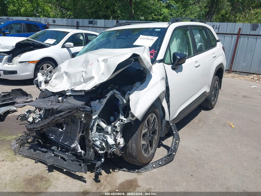 2025 Subaru Forester VIN JF2SLDAC0SH502898 IAAI salvage auction — FRONT END, Salvage Title, sold $4,000 on 2026-07-23 (photo 6)