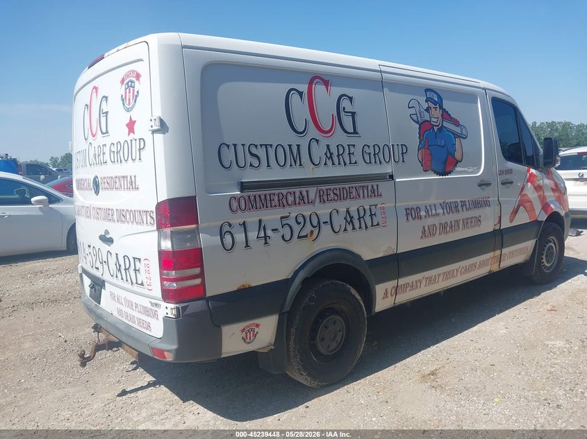 2016 Mercedes-benz Sprinter VIN WD3PE7DD4GP264467 IAAI salvage auction — NORMAL WEAR, Original (Ohio), sold $950 on 2026-07-15 (photo 4)