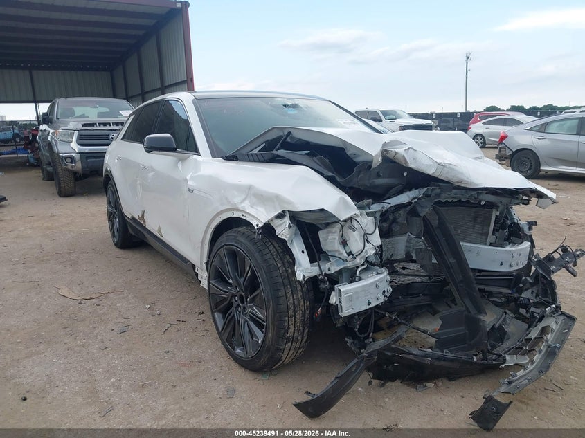 2024 Cadillac Lyriq VIN 1GYKPWRL6RZ110431 — IAAI salvage auction photo