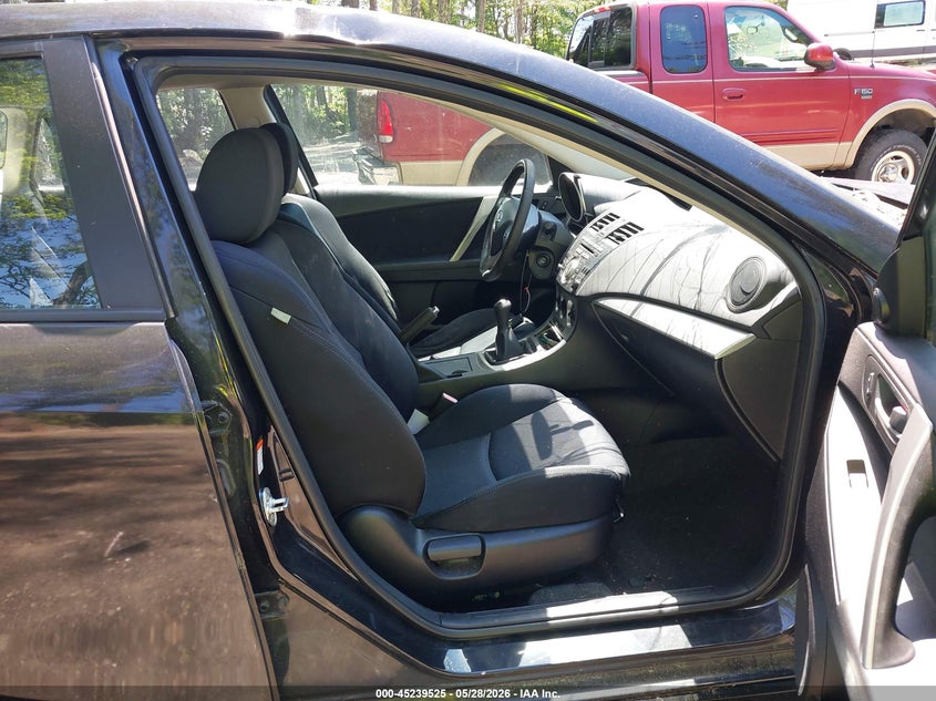 2011 Mazda 3 VIN JM1BL1K50B1377410 IAAI salvage auction — FRONT END, Clear (Virginia), sold $700 on 2026-07-28 (photo 5)