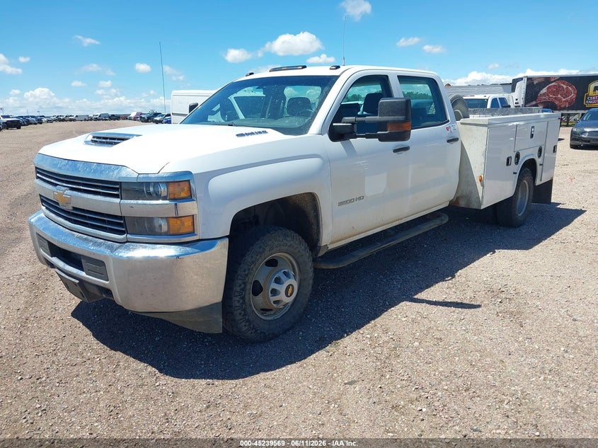 2018 Chevrolet Silverado VIN 1GB4KYCY0JF254872 IAAI salvage auction — NORMAL WEAR, SF97 (South Dakota), sold $12,100 on 2026-07-09 (photo 2)