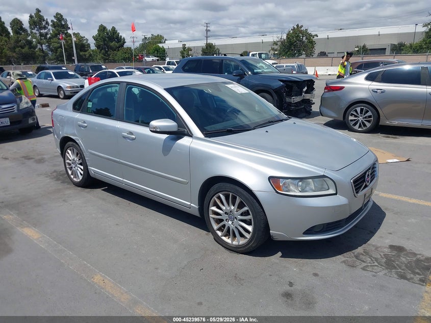 2011 Volvo S40 VIN YV1672MS6B2538538 IAAI salvage auction — NORMAL WEAR, Clear - Dealer Only (California), sold $1,175 on 2026-07-06 (photo 1)