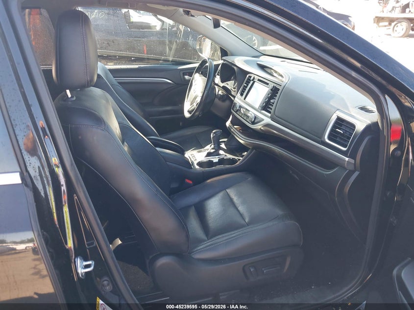 2018 Toyota Highlander VIN 5TDDZRFH1JS871223 IAAI salvage auction — LEFT SIDE, Salvage - Greater Than 75% (Maryland), sold $8,700 on 2026-07-15 (photo 5)