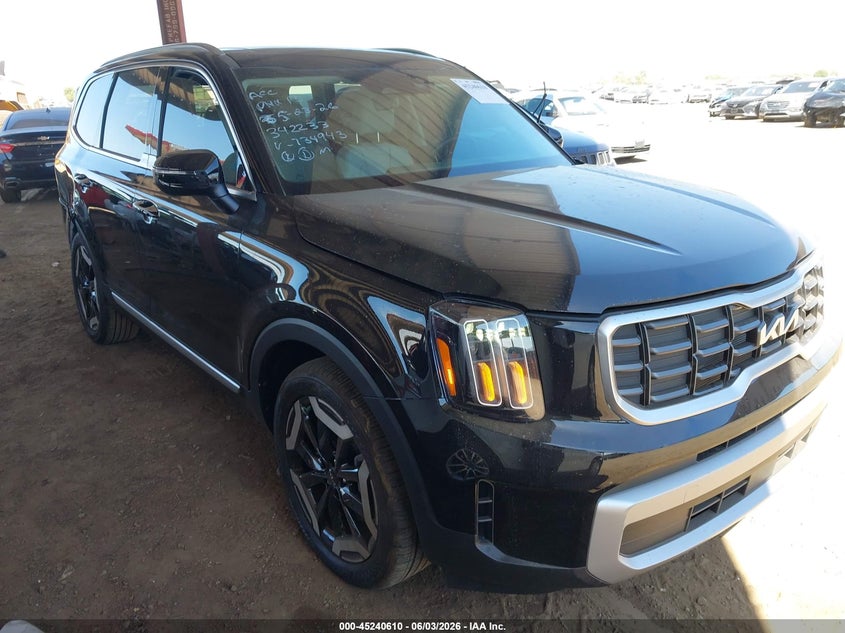 2025 Kia Telluride VIN 5XYP64GC5SG734943 IAAI salvage auction — FRONT END, Salvage (Arizona), sold $11,675 on 2026-07-28 (photo 1)