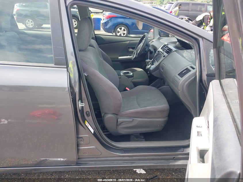 2013 Toyota Prius v VIN JTDZN3EU5D3290083 IAAI salvage auction — SIDE, Salvage (Missouri), sold $1,075 on 2026-07-07 (photo 5)
