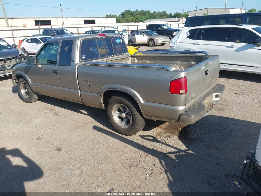 1998 Chevrolet S-10 VIN 1GCCS19X6W8119923 IAAI salvage auction — FRONT END, Original (Texas), sold $975 on 2026-07-08 (photo 3)