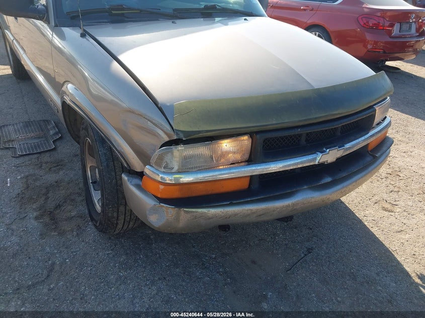 1998 Chevrolet S-10 VIN 1GCCS19X6W8119923 IAAI salvage auction — FRONT END, Original (Texas), sold $975 on 2026-07-08 (photo 6)
