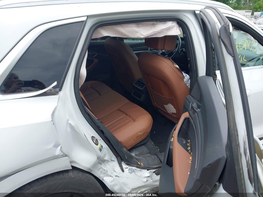 2021 Audi E-tron VIN WA1AAAGE1MB003034 IAAI salvage auction — SIDE, Salvage (Minnesota), sold $8,300 on 2026-07-31 (photo 8)