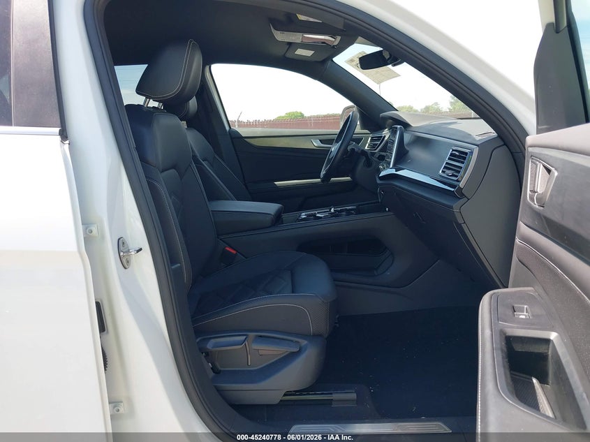 2025 Volkswagen Atlas cross sport VIN 1V2HE2CA6SC212907 IAAI salvage auction — REAR END, Salvage Title, sold $15,900 on 2026-07-15 (photo 5)
