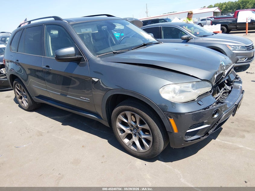 2012 BMW X5 VIN 5UXZV4C56CL758837 IAAI salvage auction — FRONT END, Salvage Title, sold $1,200 on 2026-07-15 (photo 1)