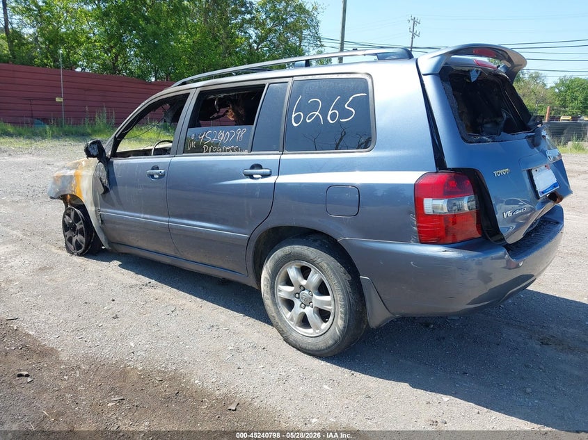 2007 Toyota Highlander VIN JTEHP21A570196265 IAAI salvage auction — EXTERIOR BURN, Scrap (Michigan), sold $350 on 2026-07-09 (photo 3)