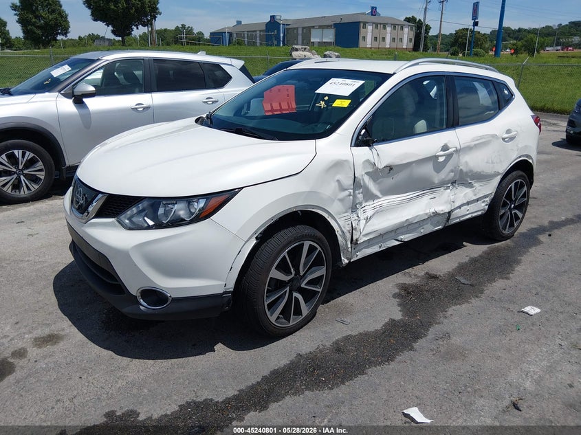 2018 Nissan VIN JN1BJ1CPXJW196874 IAAI salvage auction — LEFT SIDE, Salvage Title, sold $1,650 on 2026-07-14 (photo 2)
