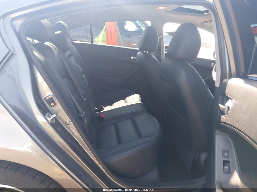 2015 Kia Forte VIN KNAFZ4A82F5336057 IAAI salvage auction — LEFT FRONT, Salvage Title, sold $650 on 2026-07-18 (photo 8)