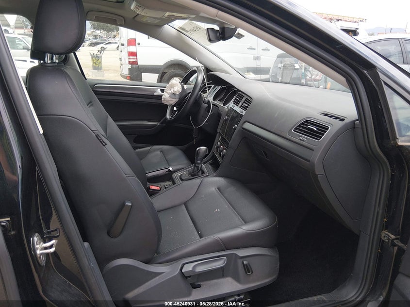 2019 Volkswagen Golf VIN 3VWG57AU7KM034556 IAAI salvage auction — RIGHT FRONT, Salvage Title, sold $3,650 on 2026-07-11 (photo 5)