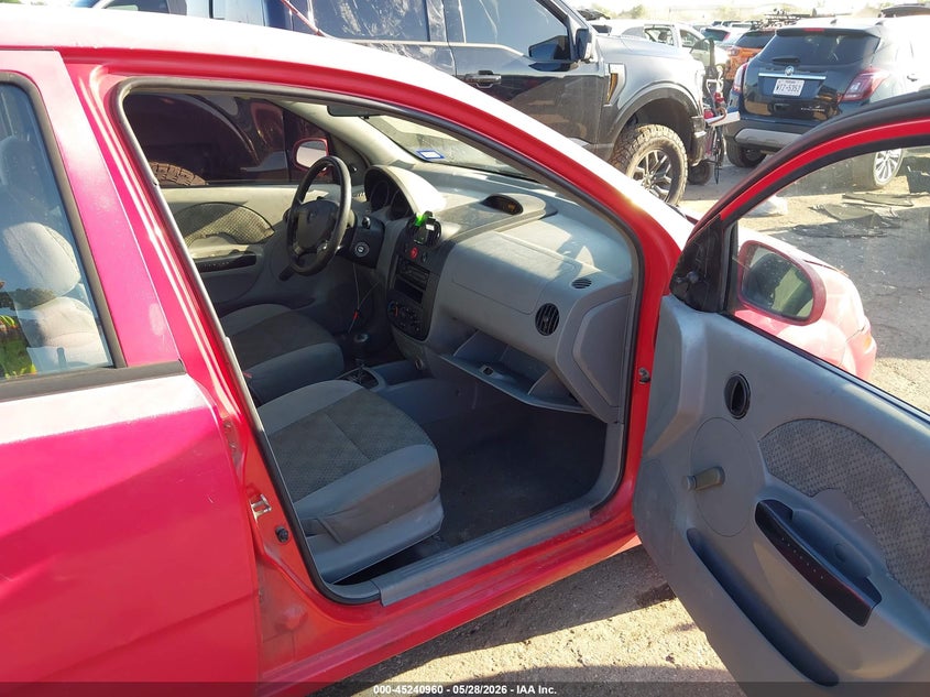 2004 Chevrolet Aveo VIN KL1TD52694B124284 IAAI salvage auction — LEFT SIDE, Salvage (Texas), sold $200 on 2026-07-24 (photo 5)
