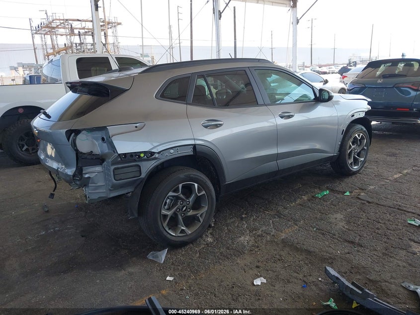 2025 Chevrolet Trax VIN KL77LHEPXSC037016 IAAI salvage auction — FRONT & REAR, Salvage Title, sold $3,450 on 2026-07-17 (photo 4)