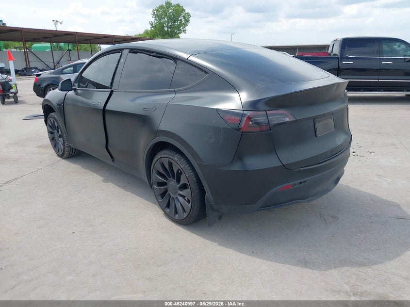 2023 Tesla Model y VIN 7SAYGAEE7PF874000 IAAI salvage auction — RIGHT SIDE, Salvage Title, sold $4,550 on 2026-07-22 (photo 3)