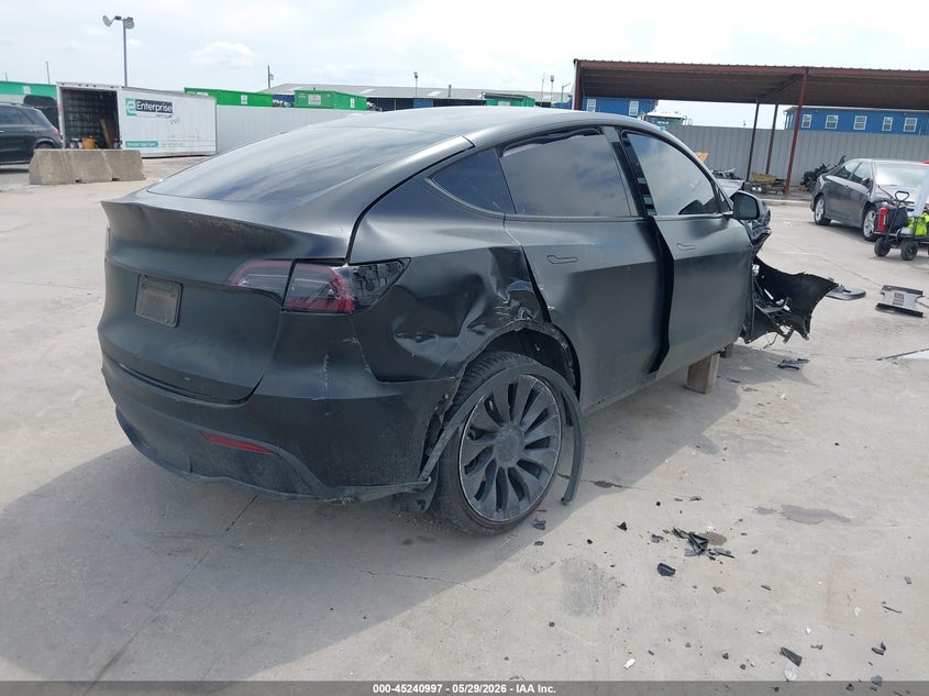 2023 Tesla Model y VIN 7SAYGAEE7PF874000 IAAI salvage auction — RIGHT SIDE, Salvage Title, sold $4,550 on 2026-07-22 (photo 4)