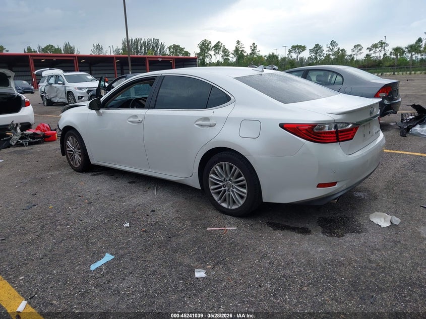 2013 Lexus VIN JTHBK1GG5D2083574 IAAI salvage auction — FRONT END, Salvage Title, sold $4,200 on 2026-07-13 (photo 3)