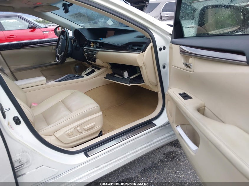 2013 Lexus VIN JTHBK1GG5D2083574 IAAI salvage auction — FRONT END, Salvage Title, sold $4,200 on 2026-07-13 (photo 5)